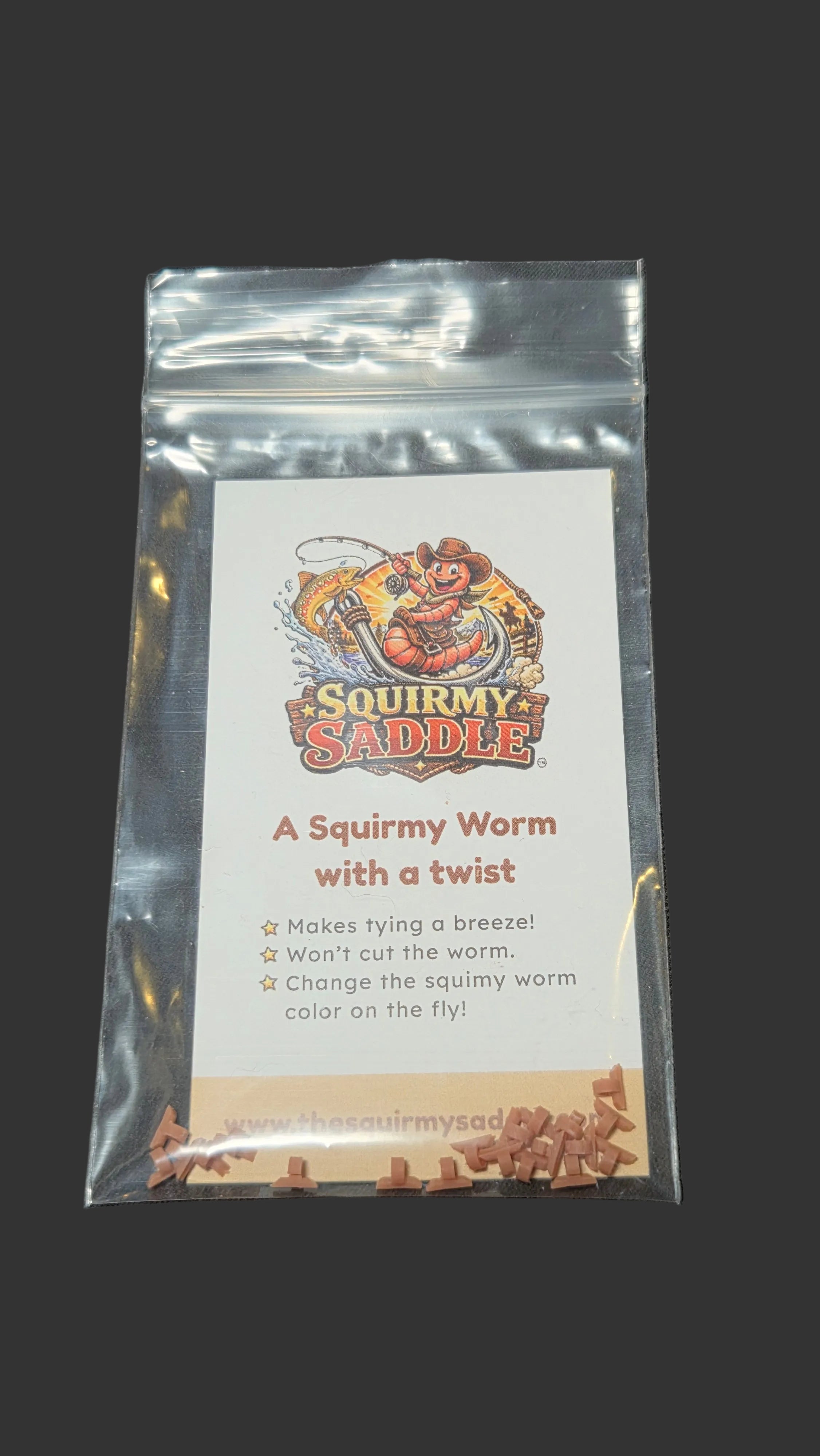 Squirmy Saddle - Clay